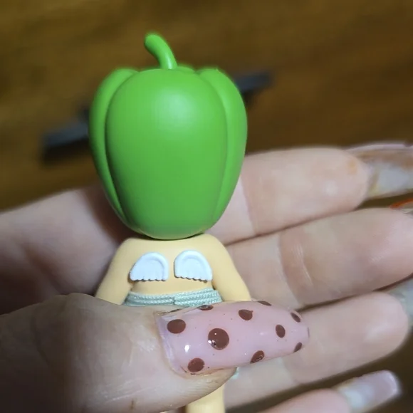 Sonny Angel Vegetable Series Bell Pepper 100% Authentic - Picture 4 of 11